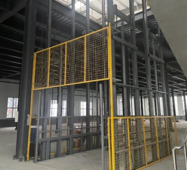 塔城请详细介绍一下货梯安装在室外的维护方法