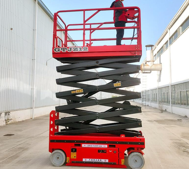 塔城自行走移动式升降机